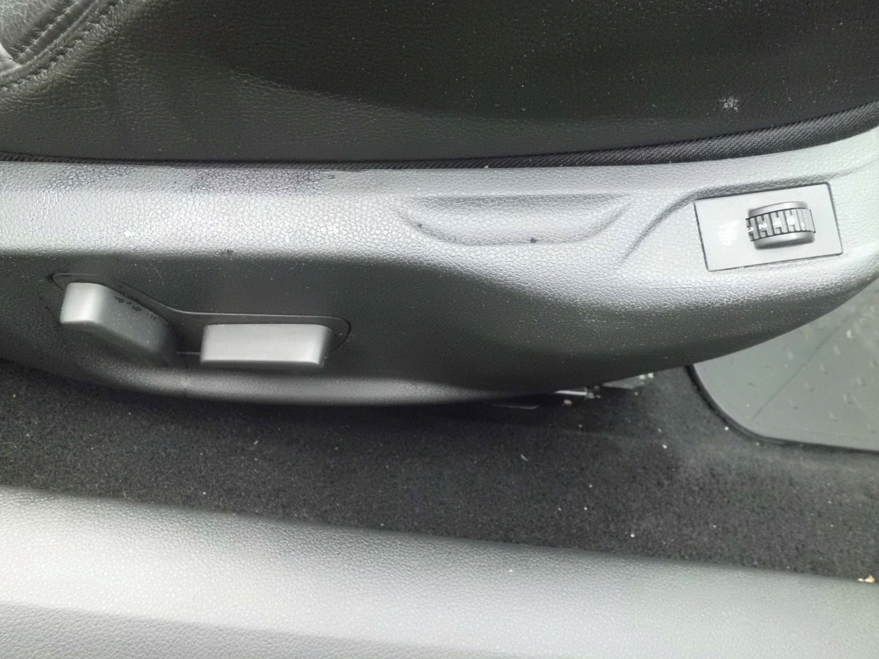 Peugeot 308 - fotka 6
