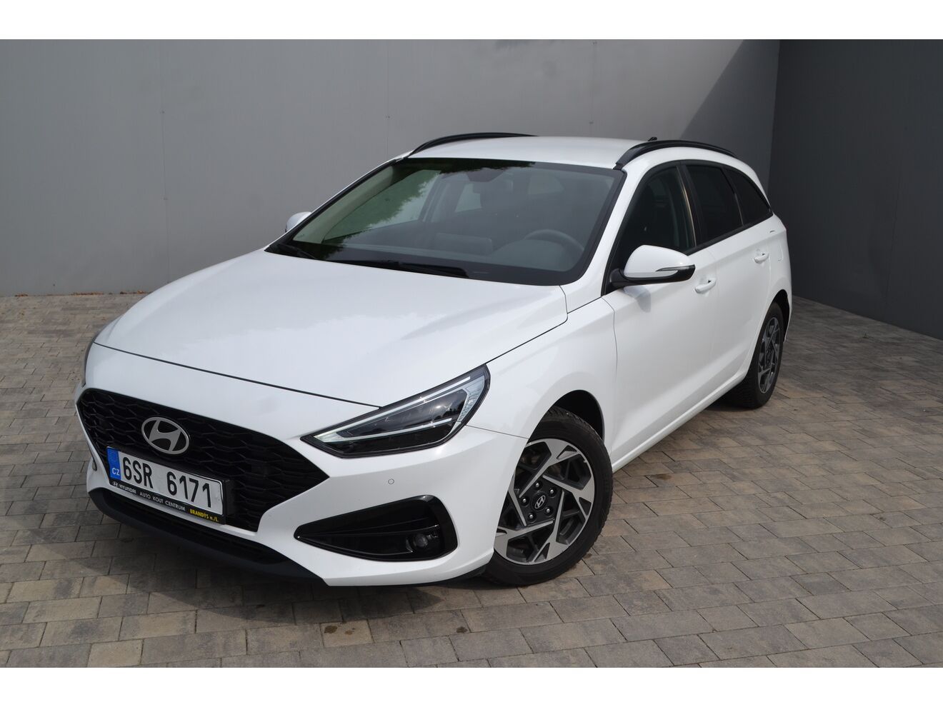 Hyundai i30, WG 1,5I MT SMART FAMILY NAVI