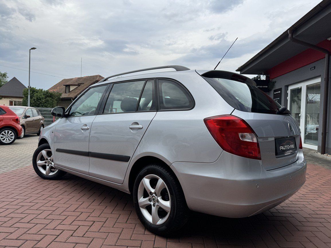 Škoda Fabia, 1.4 16V Digi Klima Tempomat - fotka 3