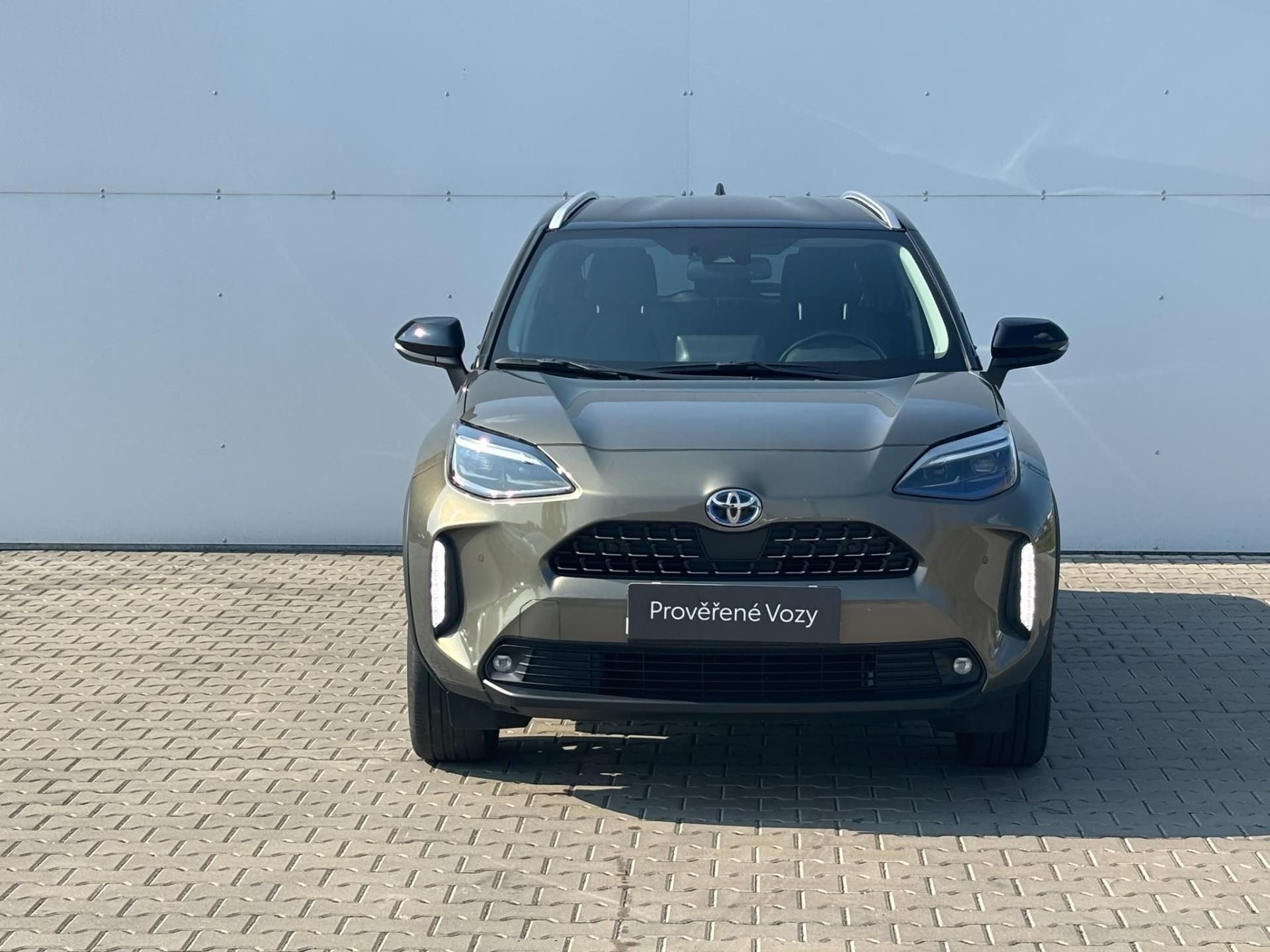 Toyota Yaris Cross, 1.5 HSD e-CVT Executive AWD - fotka 4