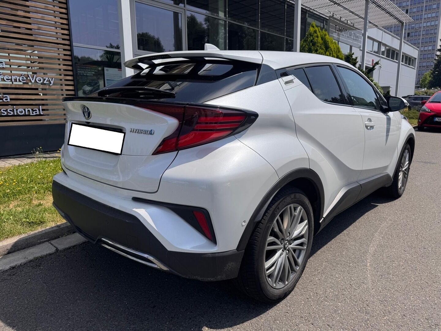Toyota C-HR, 2.0 Executive - fotka 3