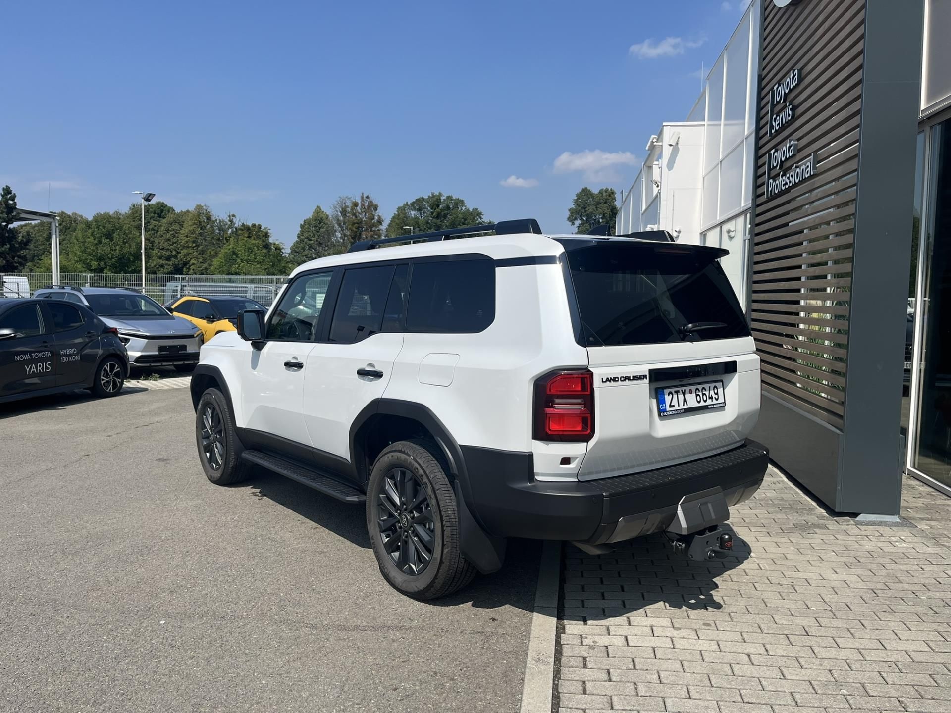 Toyota Land Cruiser, 2.8D 8AT EXECUTIVE SKIVIEW TAŽ - fotka 6