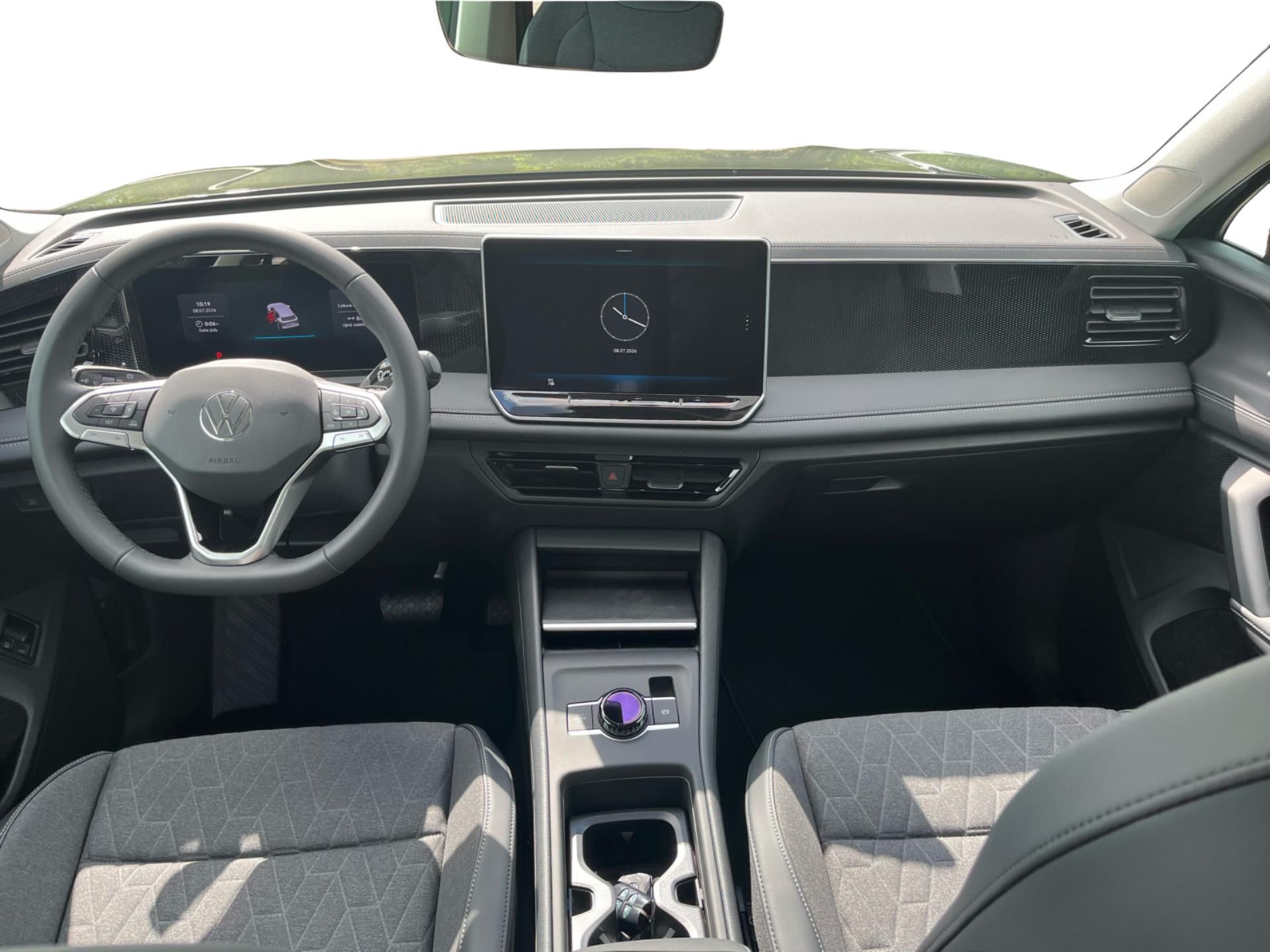 Volkswagen Tiguan, People 1,5 TSI 150 kW eHybrid - fotka 5