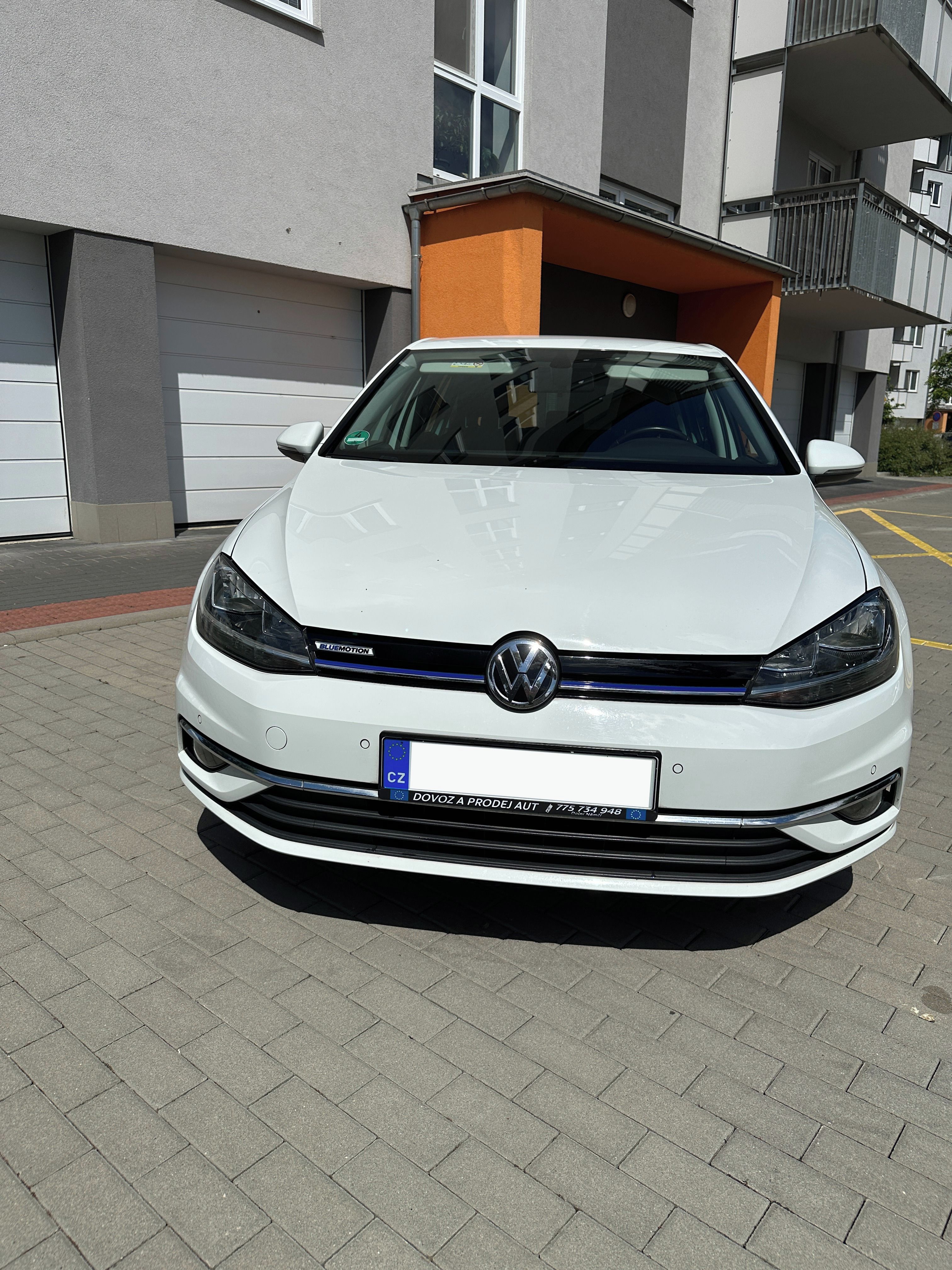 Volkswagen Golf, 1.5 TSI BLUEMOTION - fotka 4