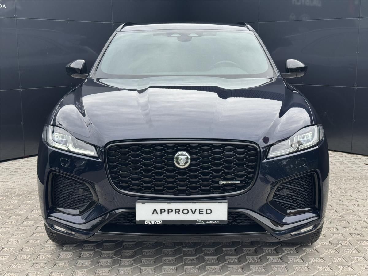 Jaguar F-Pace, 3,0 R-DYNAMIC SE AWD DPH - fotka 4