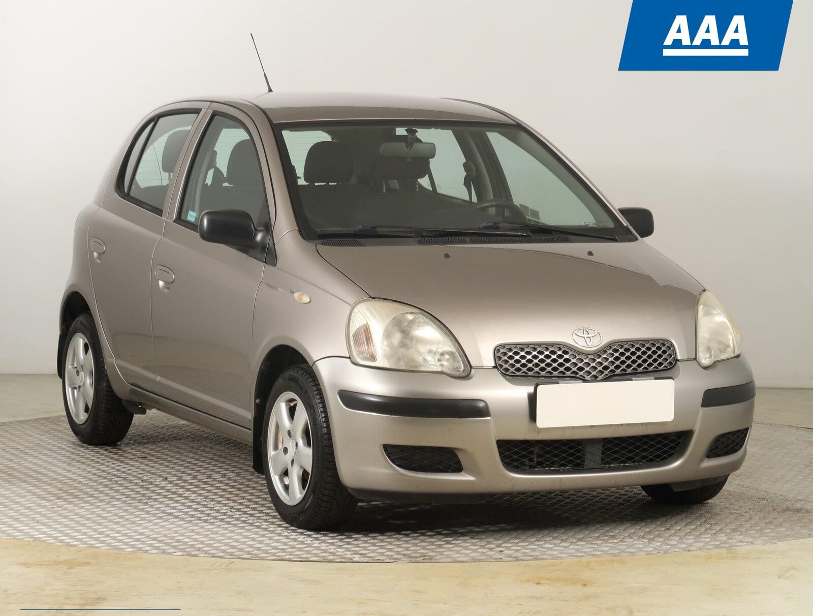 Toyota Yaris, 1.0 VVT-i, po STK, jezdí dobře