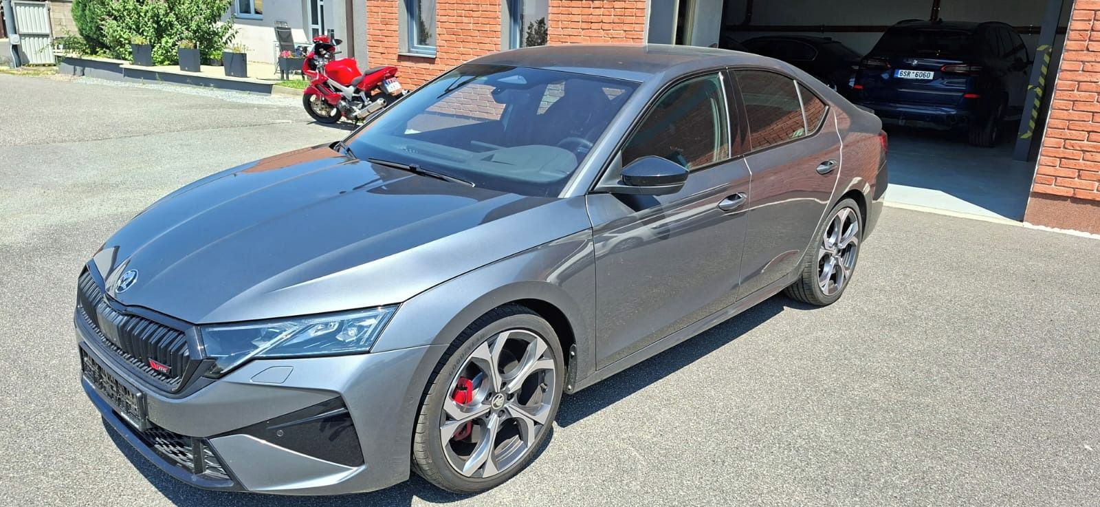Škoda Octavia, RS 2.0TSi 195KW DSG