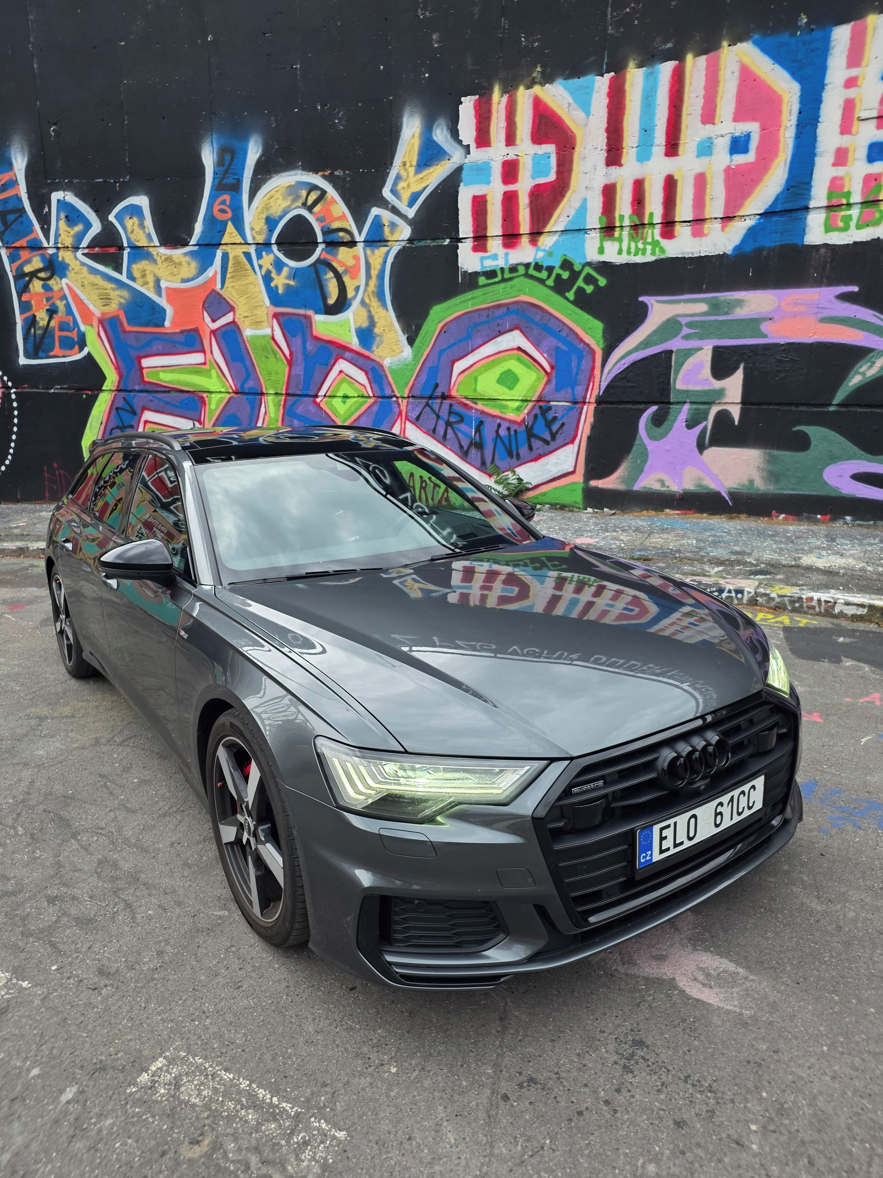 Audi A6 Avant, Nádherný stav , pano, hybrid - fotka 2