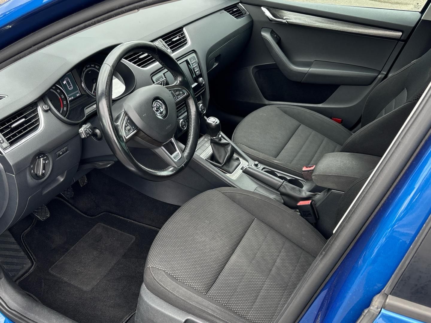 Škoda Octavia, 2.0 TDI / 110 kW Scout - fotka 6