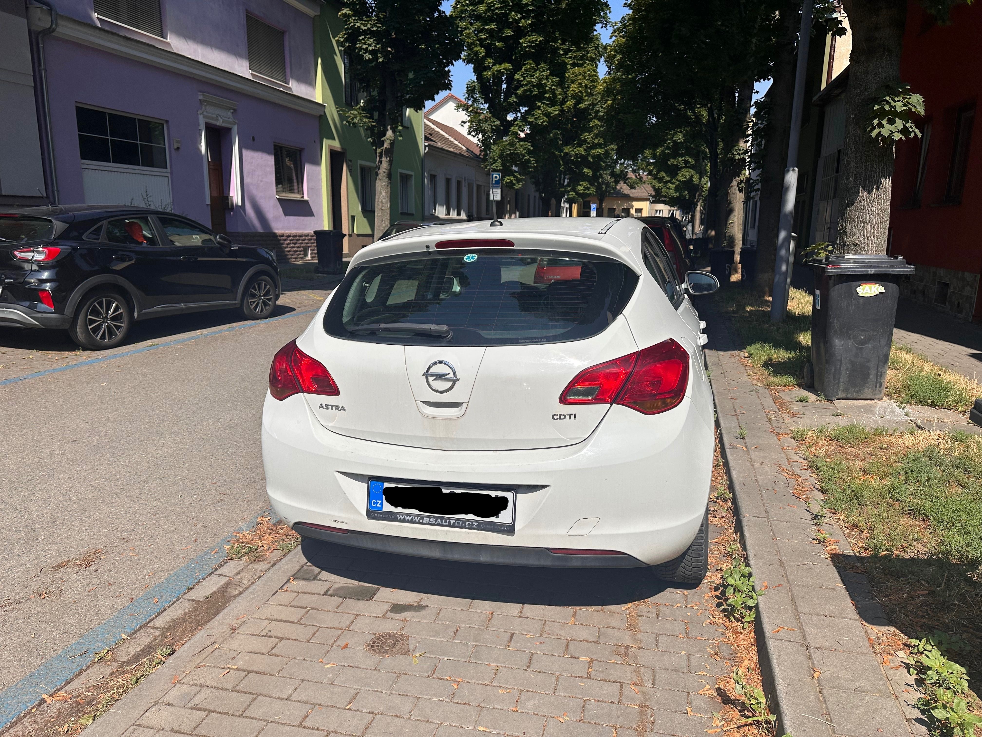 Opel Astra, Opel Astra 1.7 DT - fotka 4