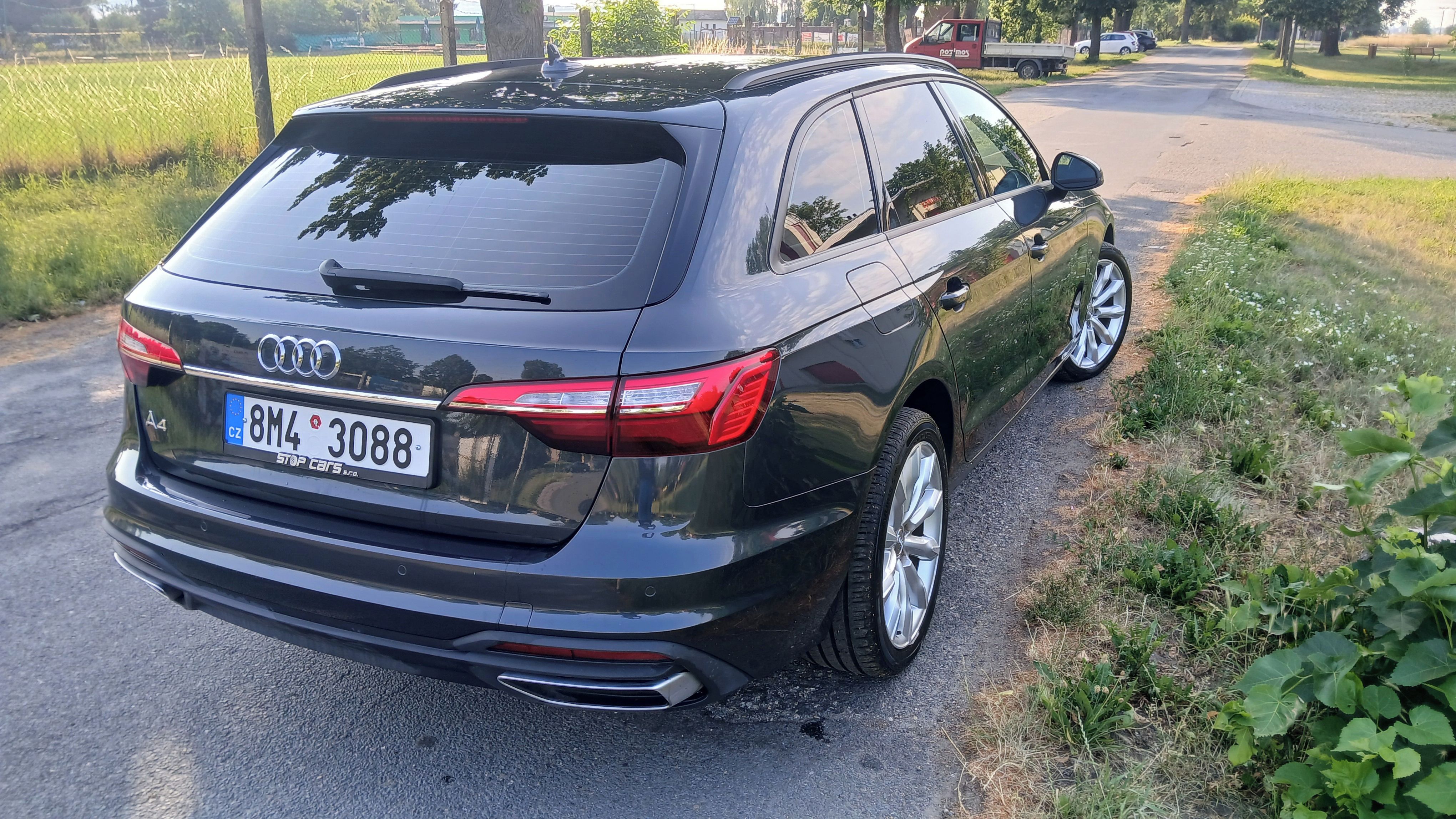 Audi A4 Avant, 2.0 NM novy model.sev