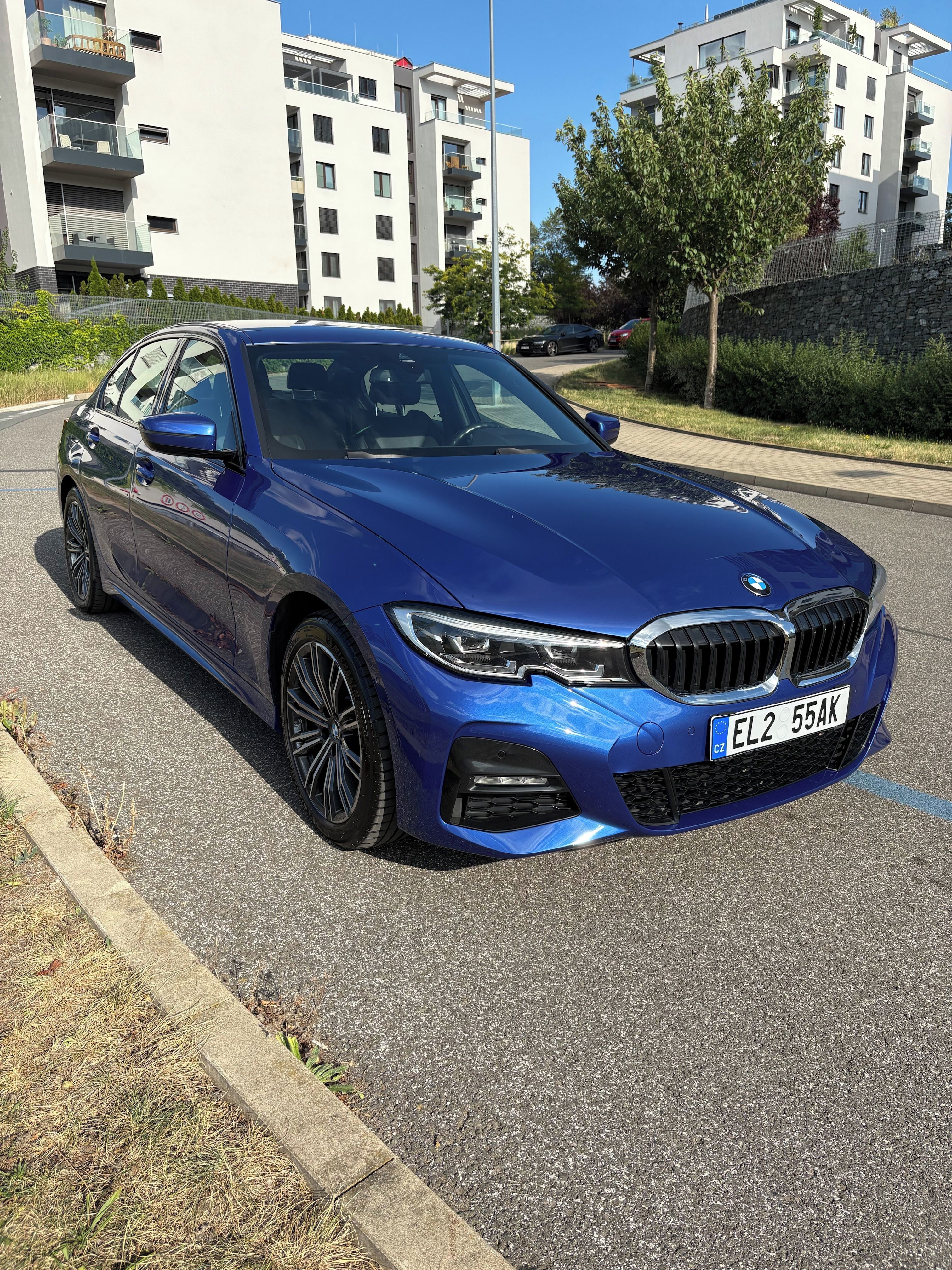 BMW Řada 3, BMW 330e xDrive M Sport - fotka 2