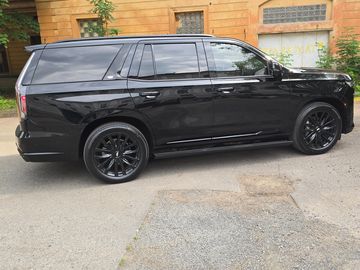 Cadillac Escalade Sport 6.2 ,D