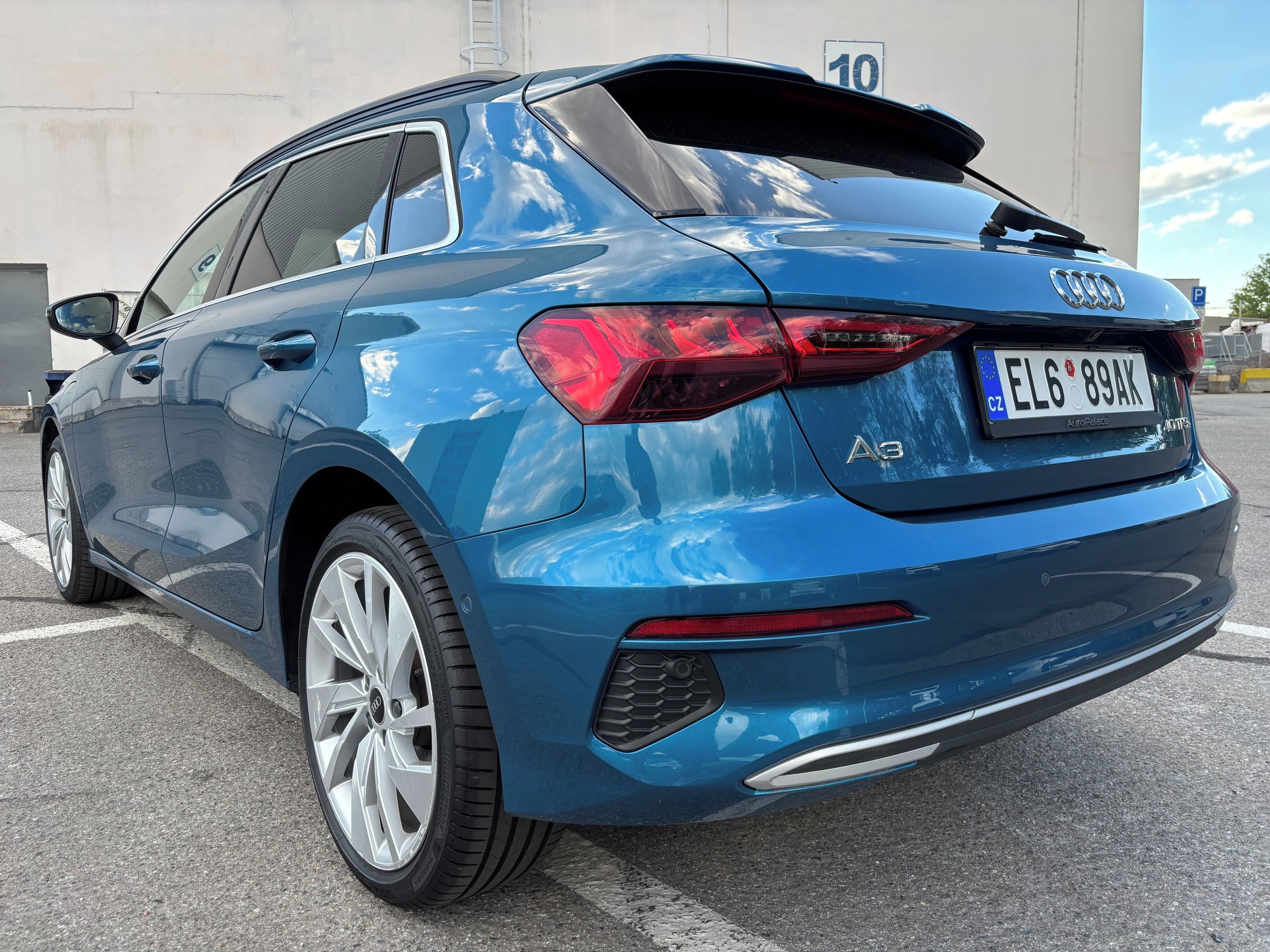 Audi A3, 1,4 TFSI 40 S line paket,ČR, - fotka 3