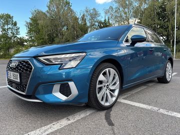 1,4 TFSI 40 S line paket,ČR,