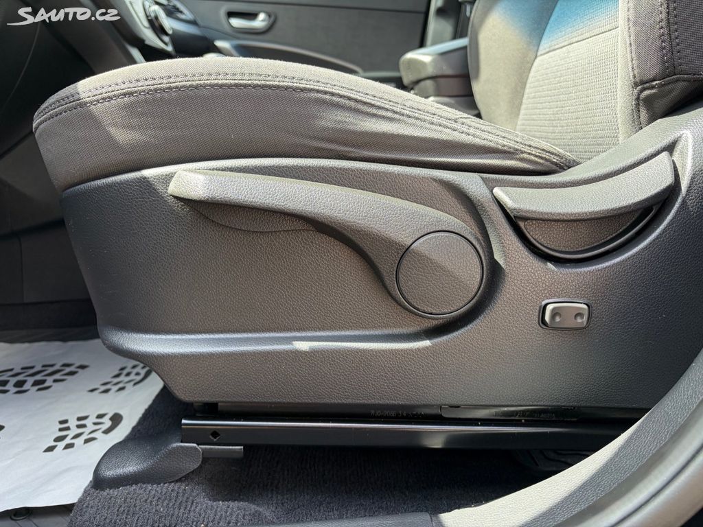Hyundai Santa Fe, 2,2 CRDi 145kW, 4×4, ZACHOVALÉ