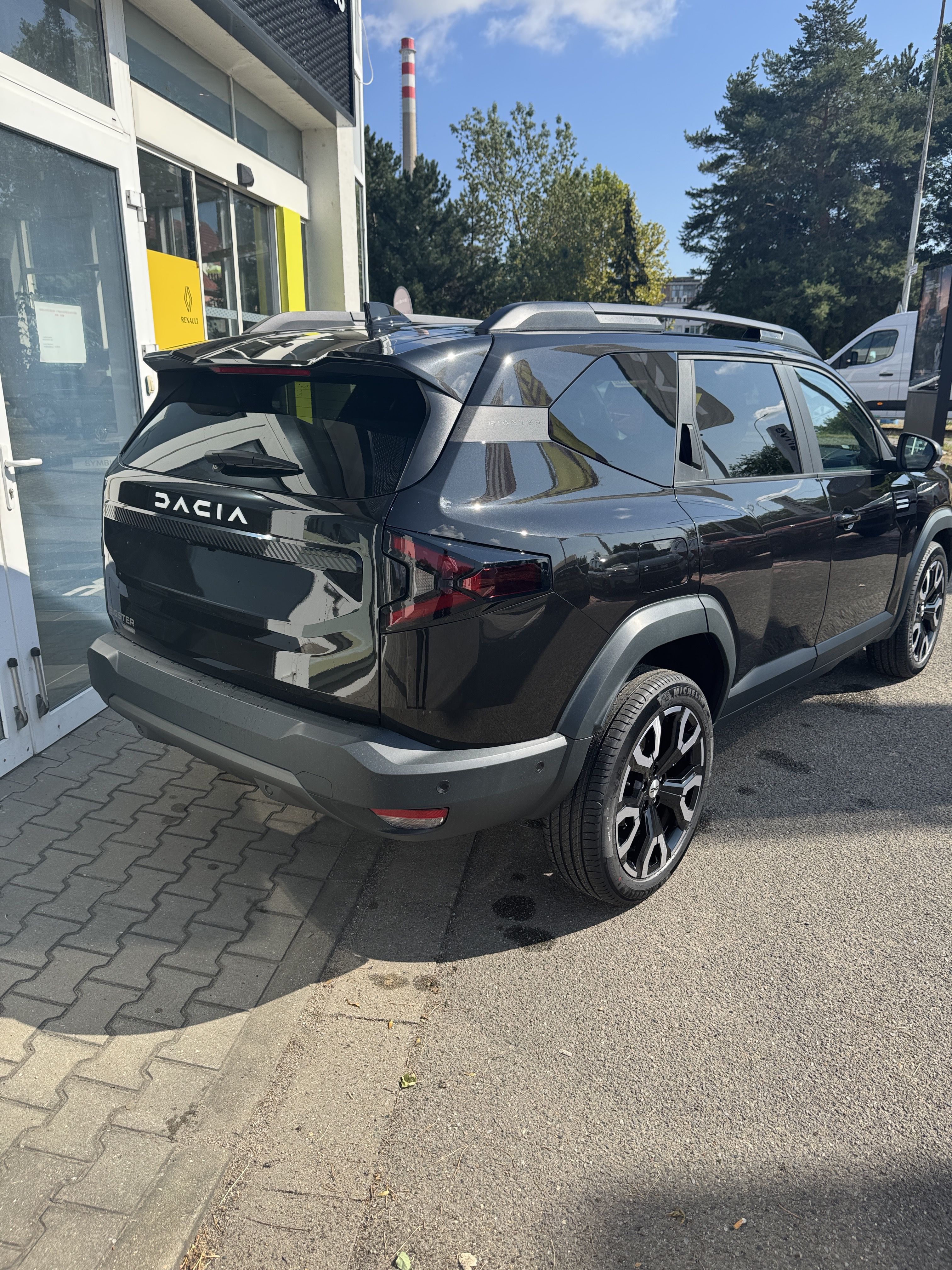 Dacia Bigster, Journey hybrid 155 - fotka 3