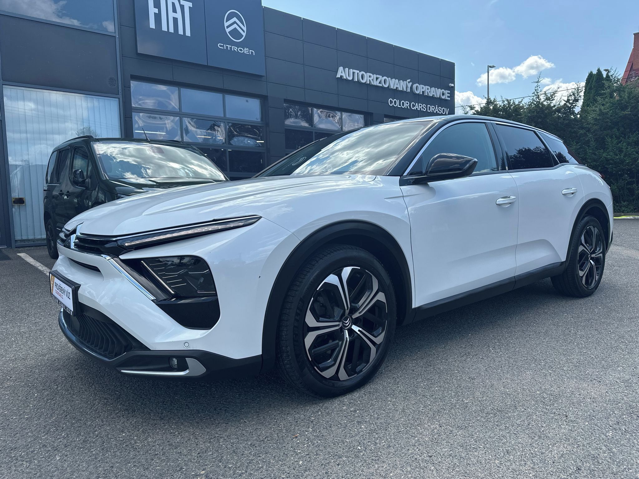 Citroën C5 X, 1.6 132kW SHINE PACK ZÁRUKA ČR