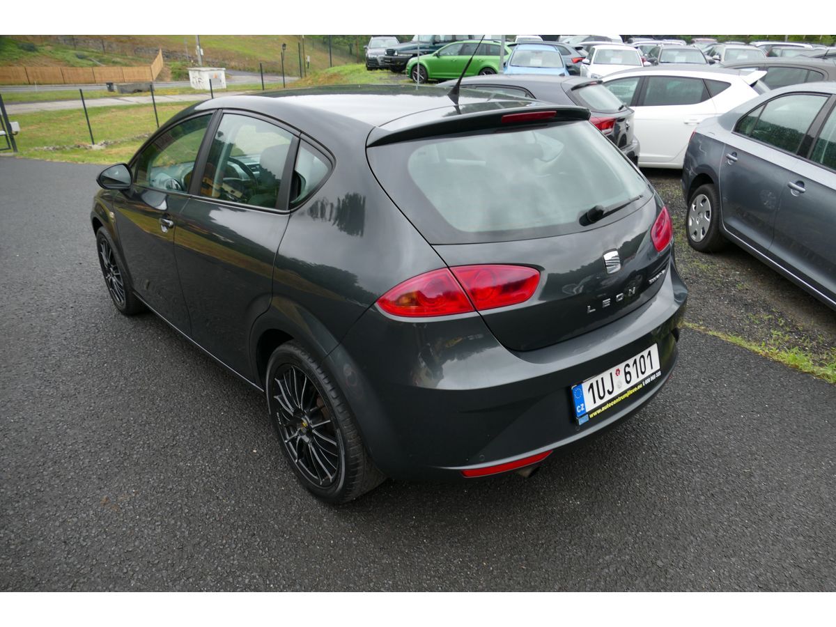 Seat Leon, 1,2TSI 77KW DIGI-KLIMA - fotka 6