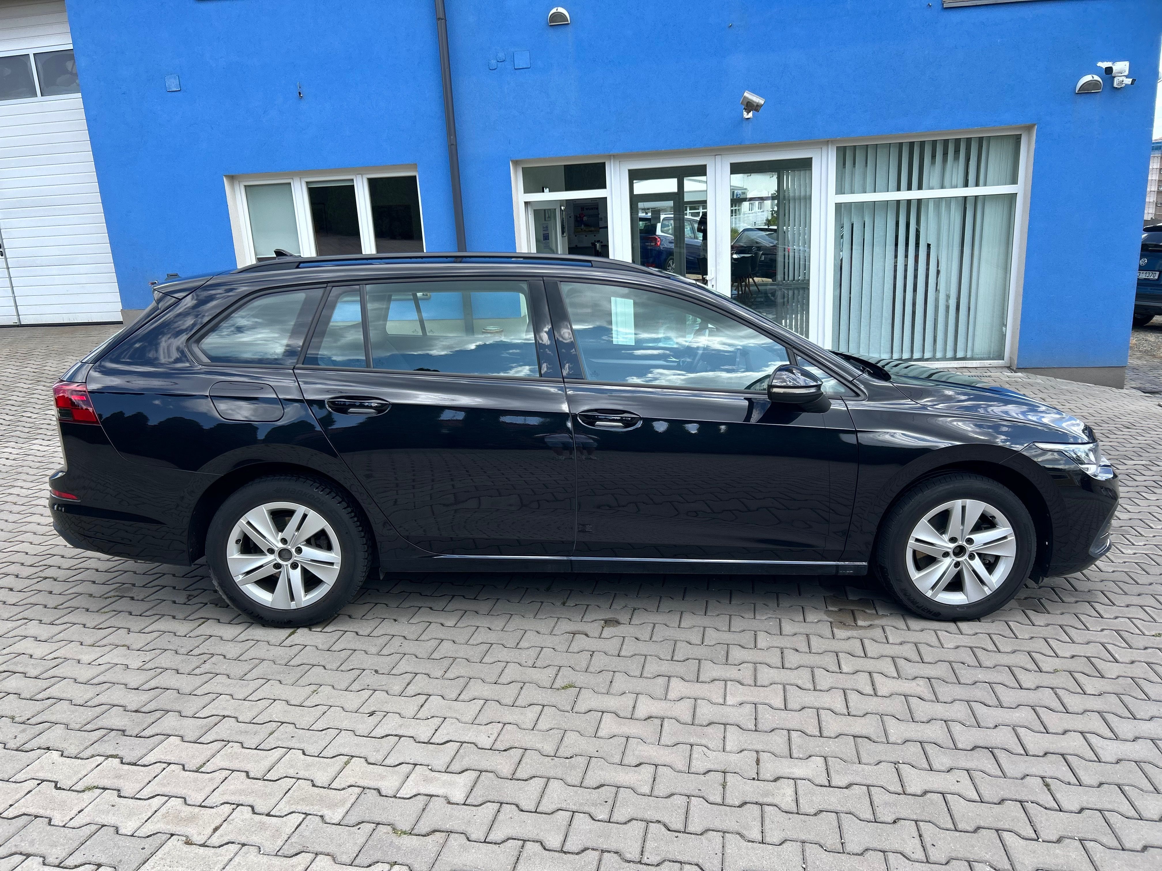 Volkswagen Golf, 2.0 TDi Life - fotka 4