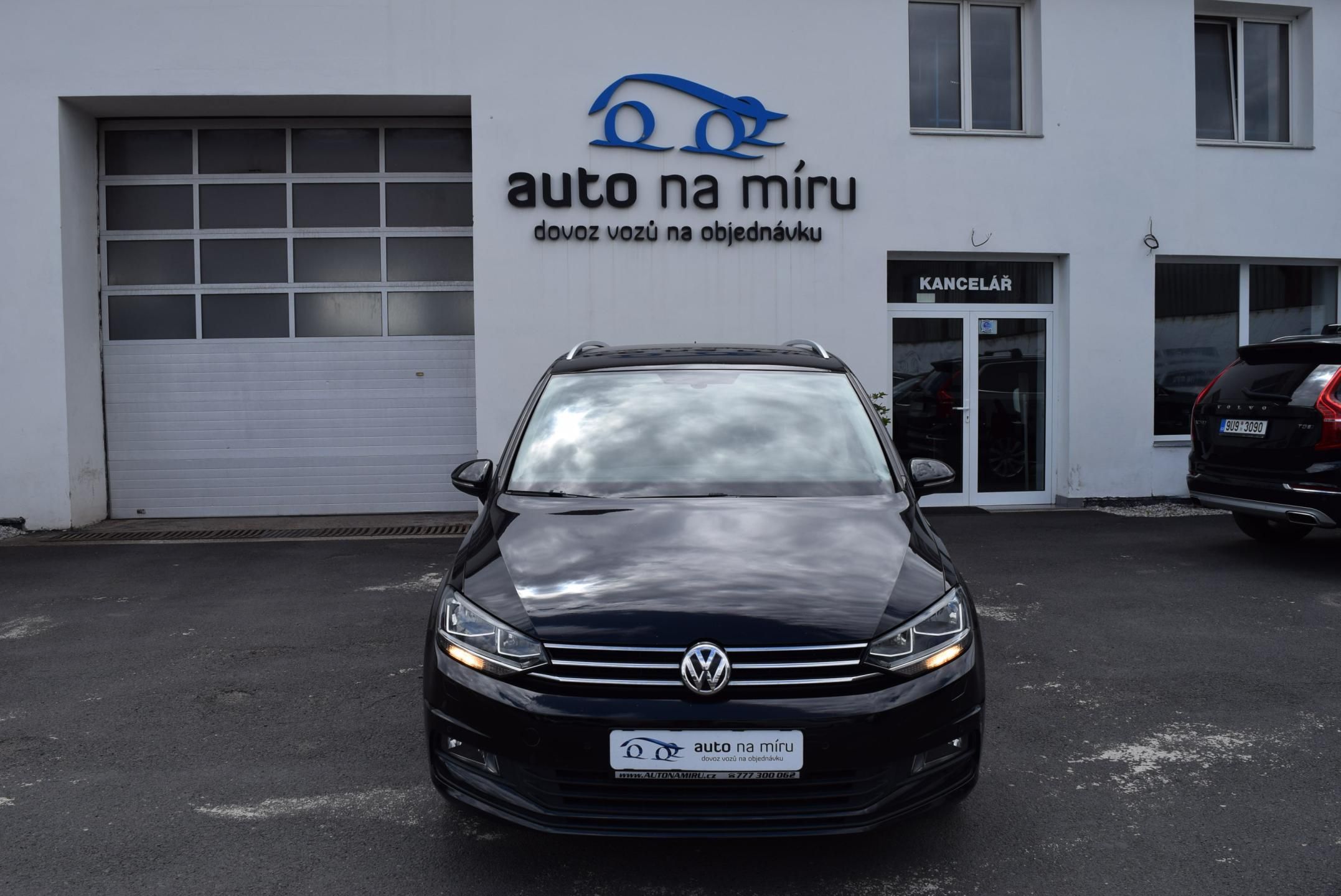 Volkswagen Touran, 1.4TSI 110kw CLBMT TAŽ NAV APP - fotka 3