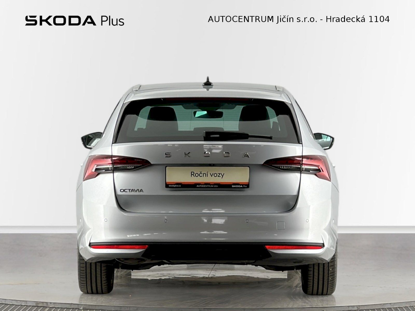 Škoda Octavia, Combi DSG 2.0TDI 110kW Exclusi - fotka 6