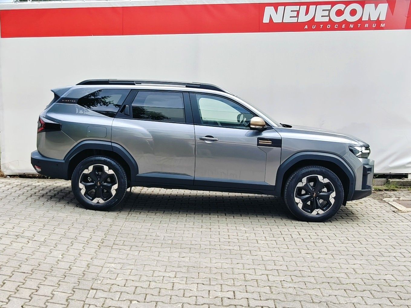 Dacia Bigster, 1,2 mild hybrid-G 140 Extreme - fotka 3