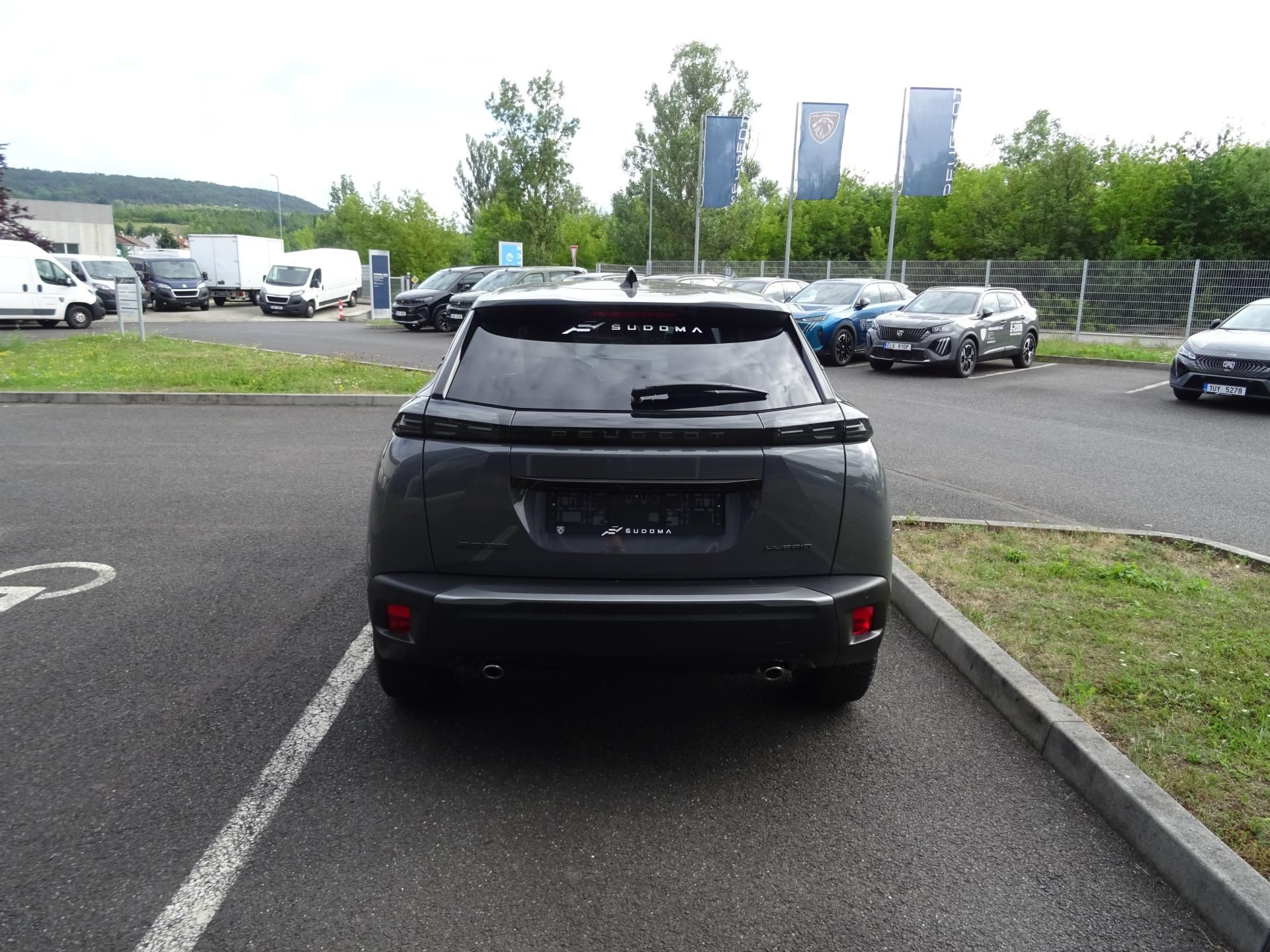 Peugeot 2008, ALLURE Hybrid 145 e-DCS6 - fotka 6