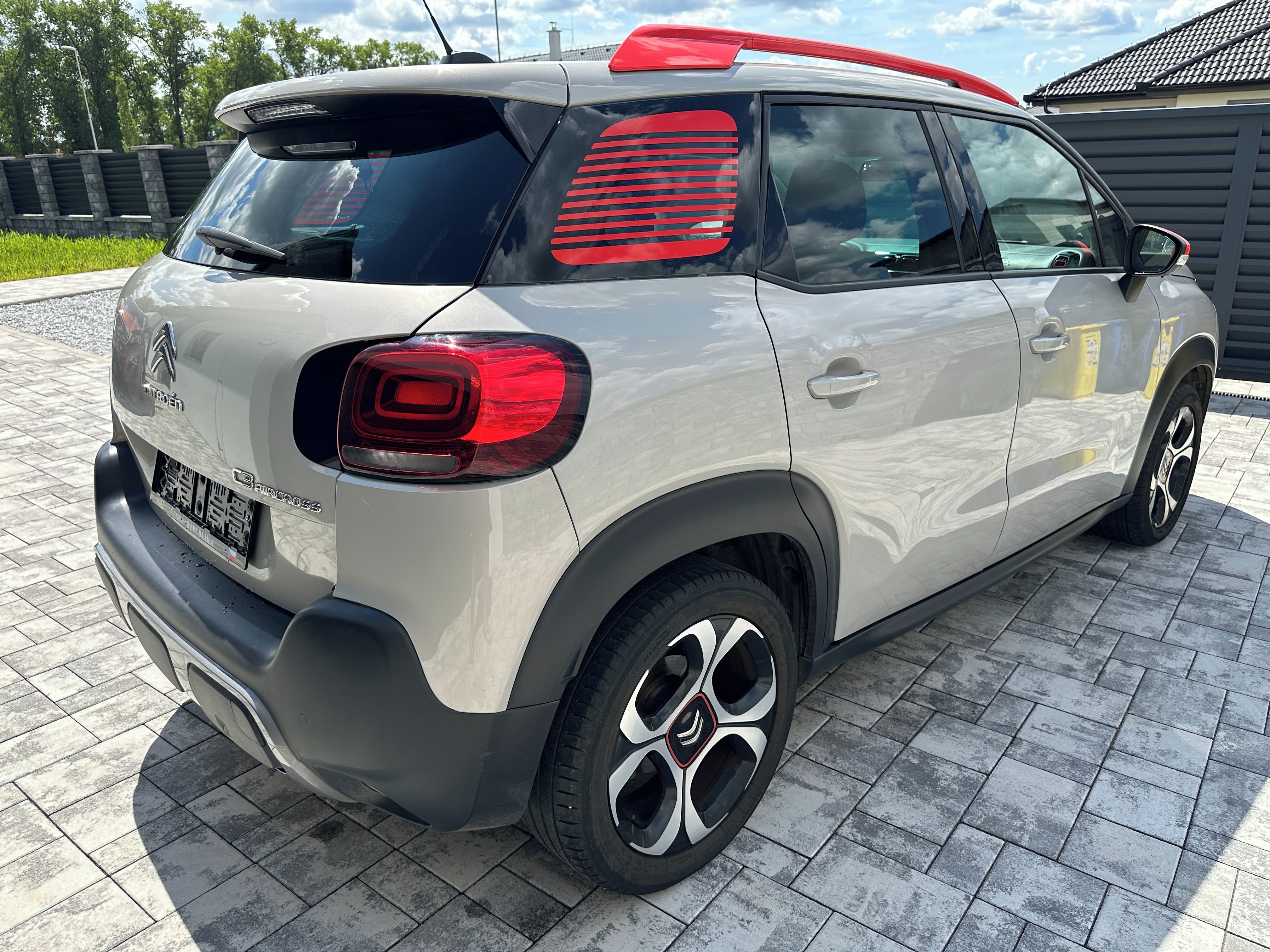 Citroën C3 Aircross, 1,2 PT 96 kW SHINE-KAMERA,NAVI - fotka 6