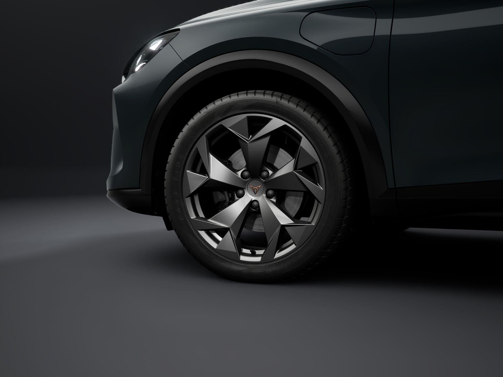 Cupra Formentor, 1.5 e-Hybrid / 150 kW - fotka 4