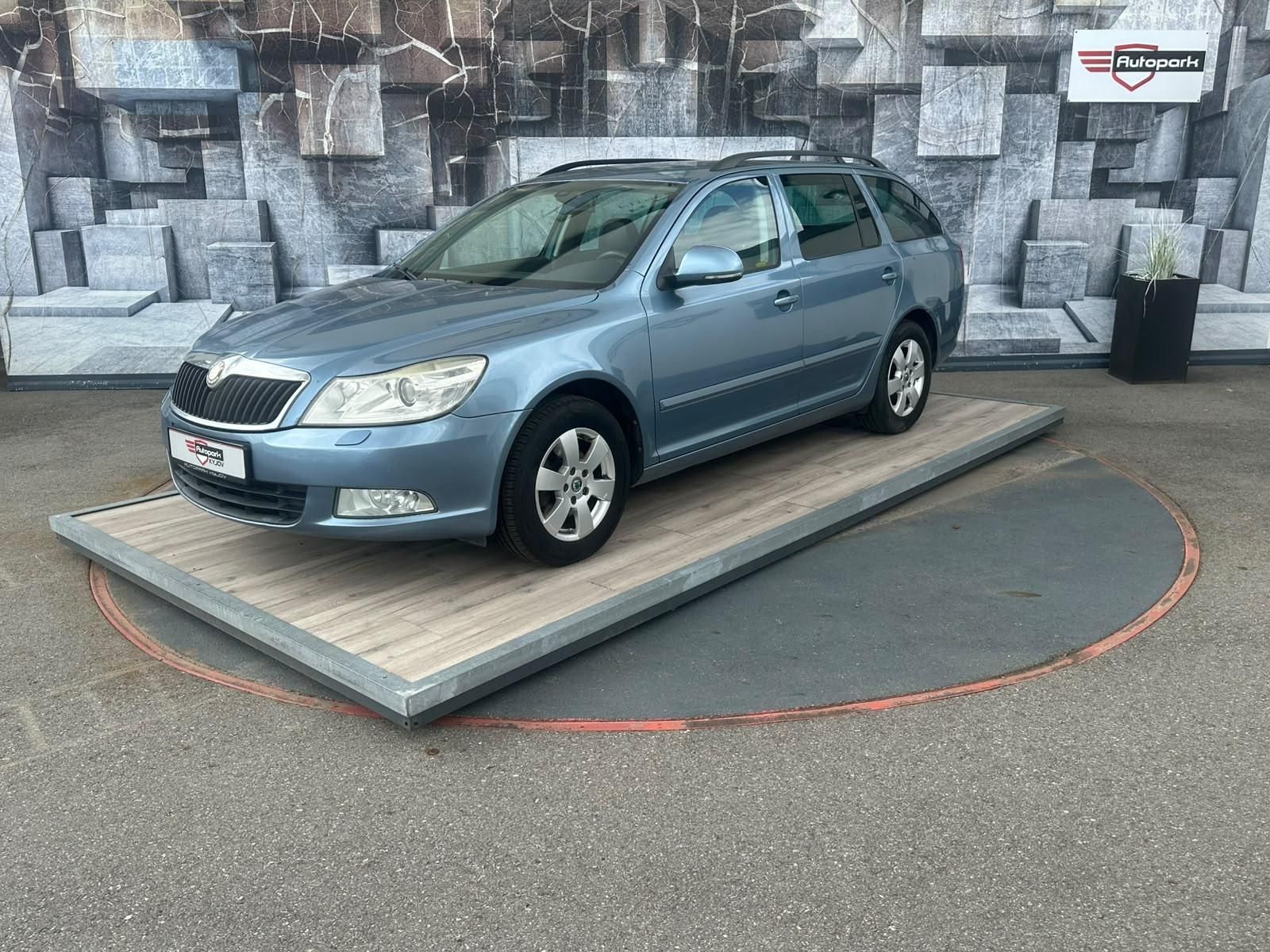 Škoda Octavia, 1.6TDi, 77KW, TEMP., VYHŘ.SED. - fotka 3