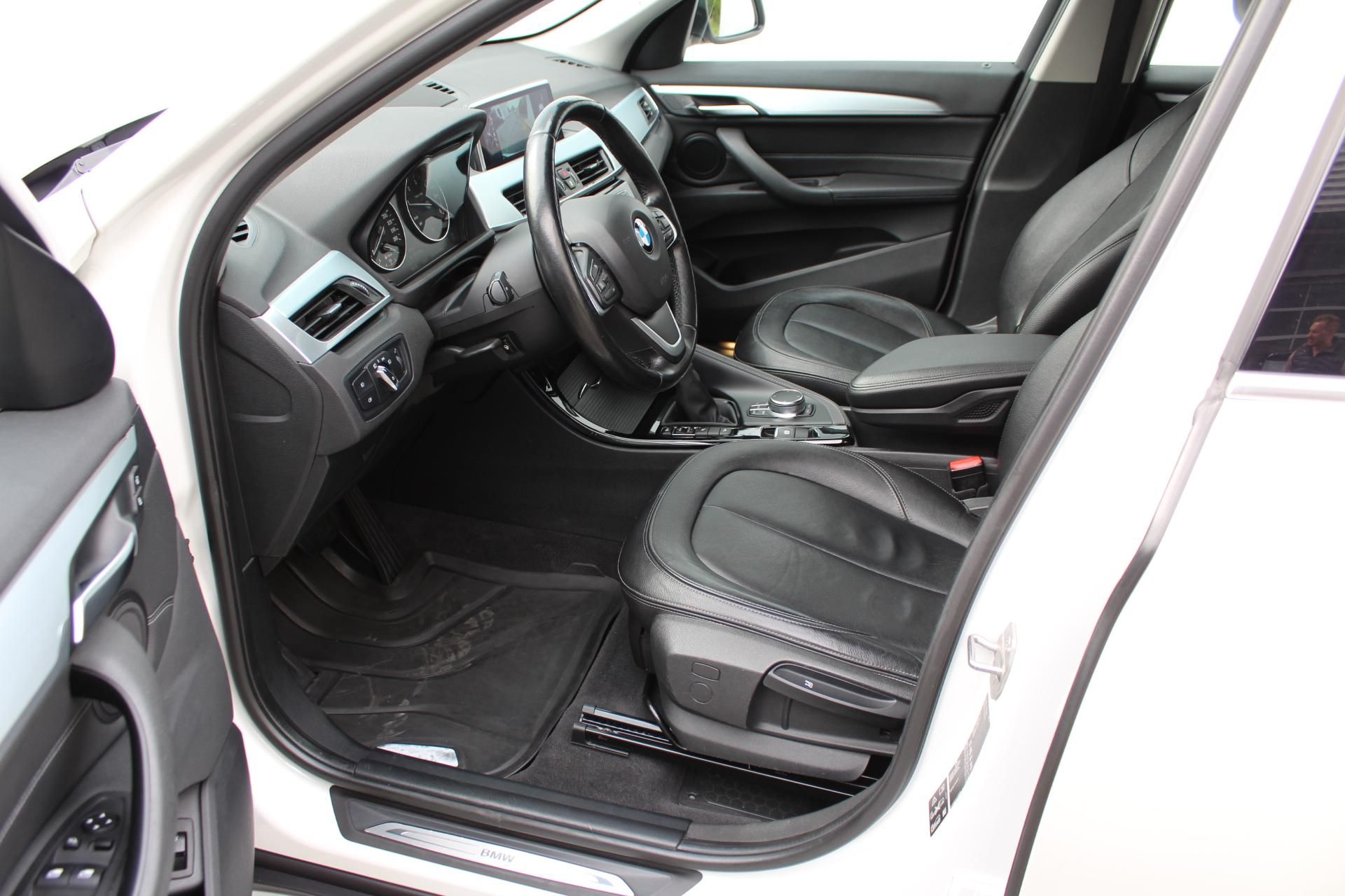 BMW X1, xDrive20d - fotka 4