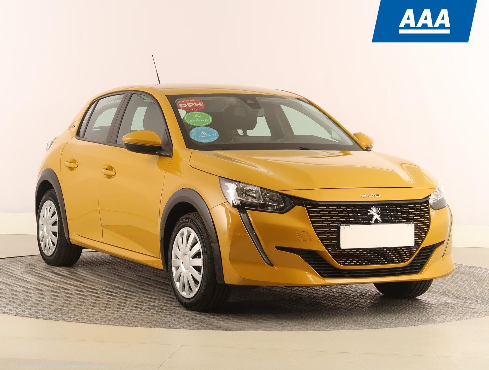Peugeot 208, 50 kWh, SoH 93%, Active