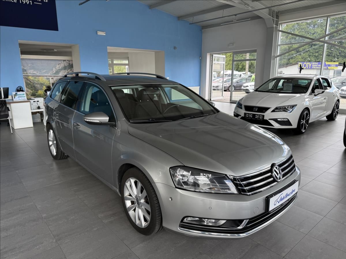 Volkswagen Passat, 2,0   DSG,HIGHLINE,SERVISKA