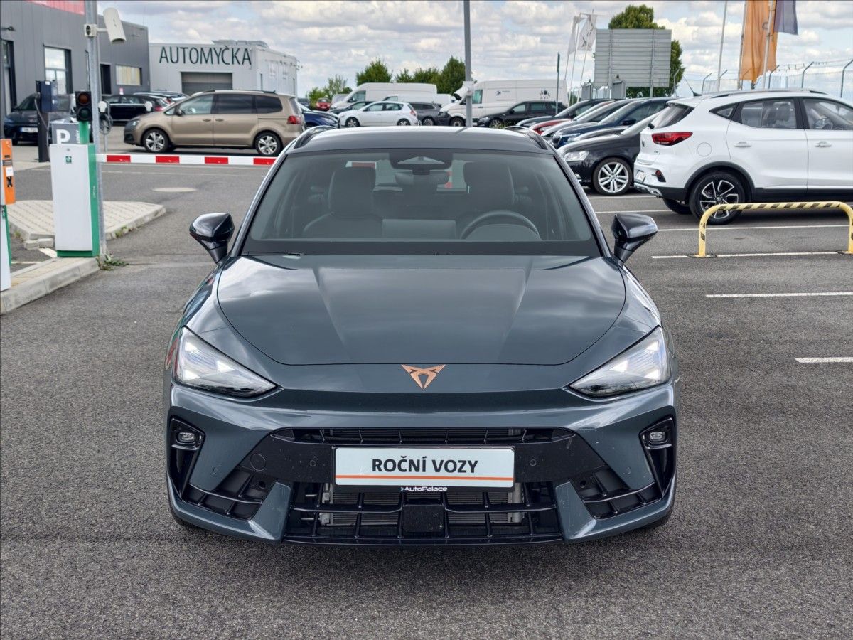 Cupra Leon, 1,5 e-TSi Sportstourer - fotka 4