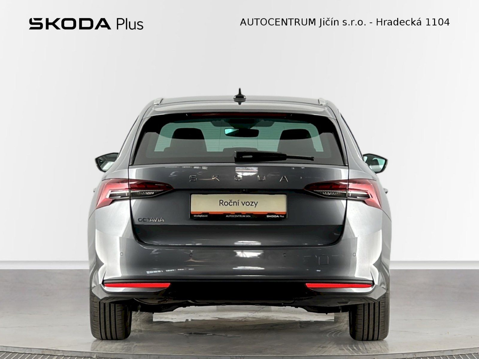 Škoda Octavia, Combi 2.0TDI 85kW Top Selectio - fotka 6