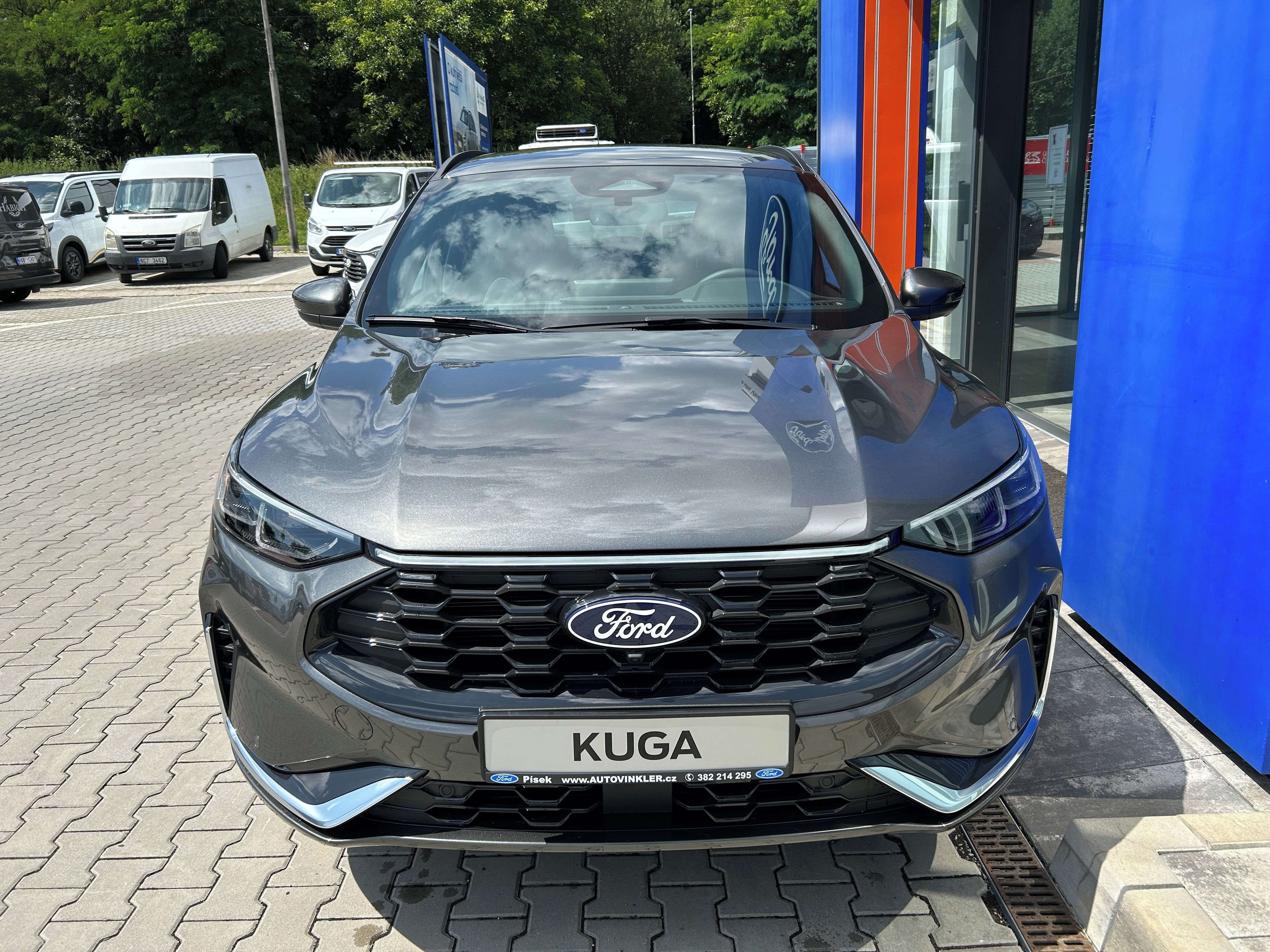 Ford Kuga, ST-Line X 2.5 PHEV 178 kW - fotka 2