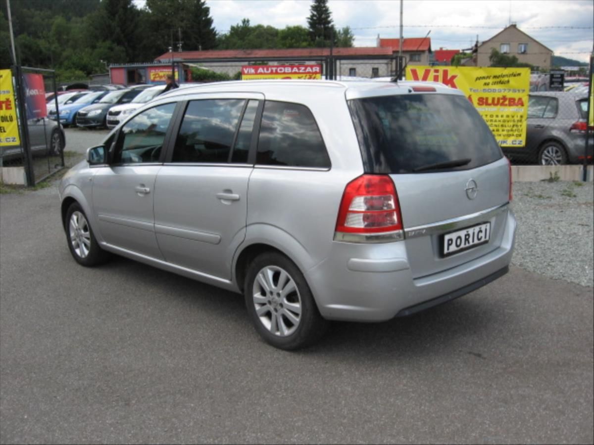 Opel Zafira, 1,7 7 míst - fotka 4