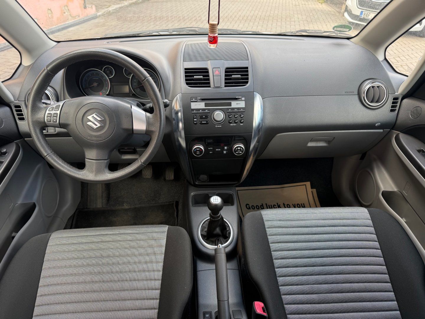 Suzuki SX4, 1.6 VVTi - Málo najeto ! - fotka 6