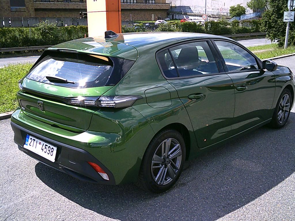 Peugeot 308, 1.2 KOUPENO ČR,1.MAJITEL - fotka 6