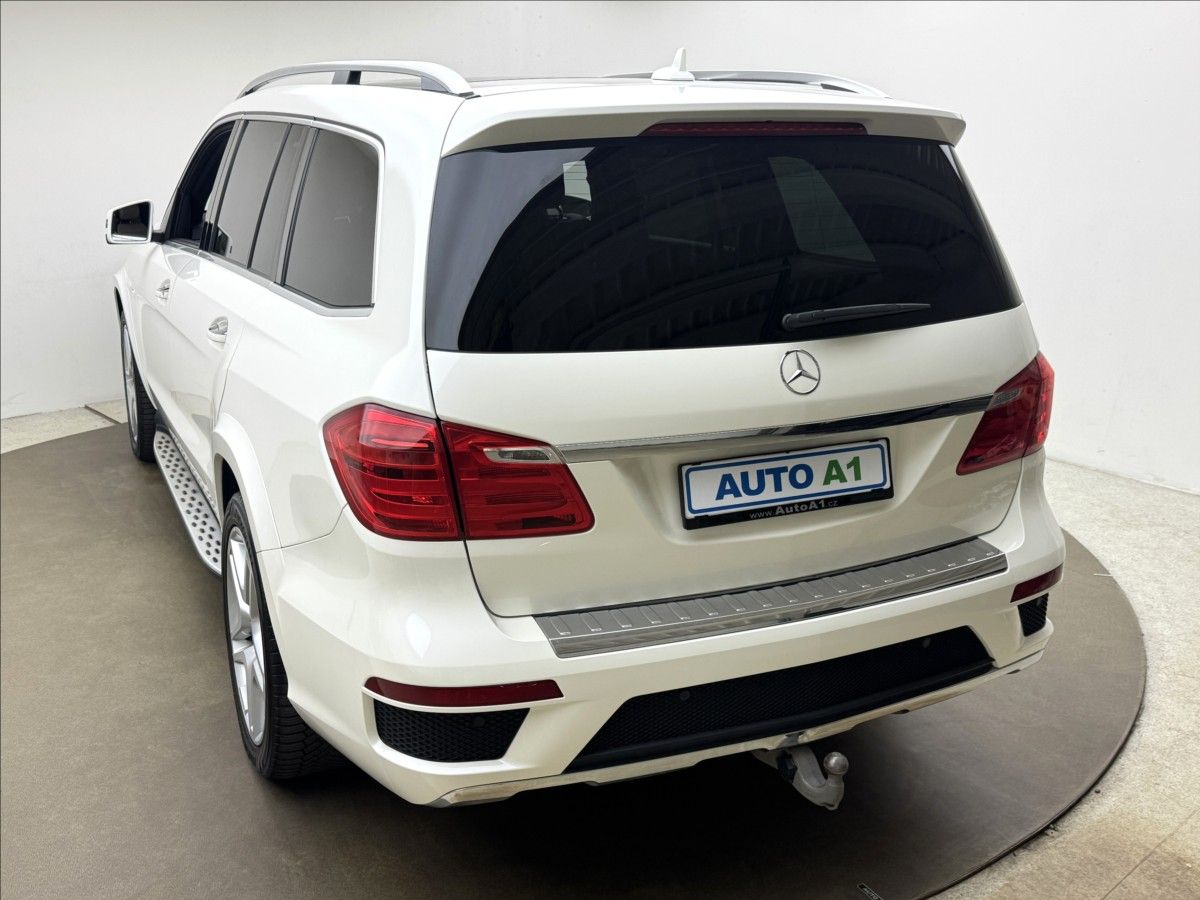 Mercedes-Benz GL, 3,0 DPH AMG 4X4 NZTOP 360° TZ - fotka 6