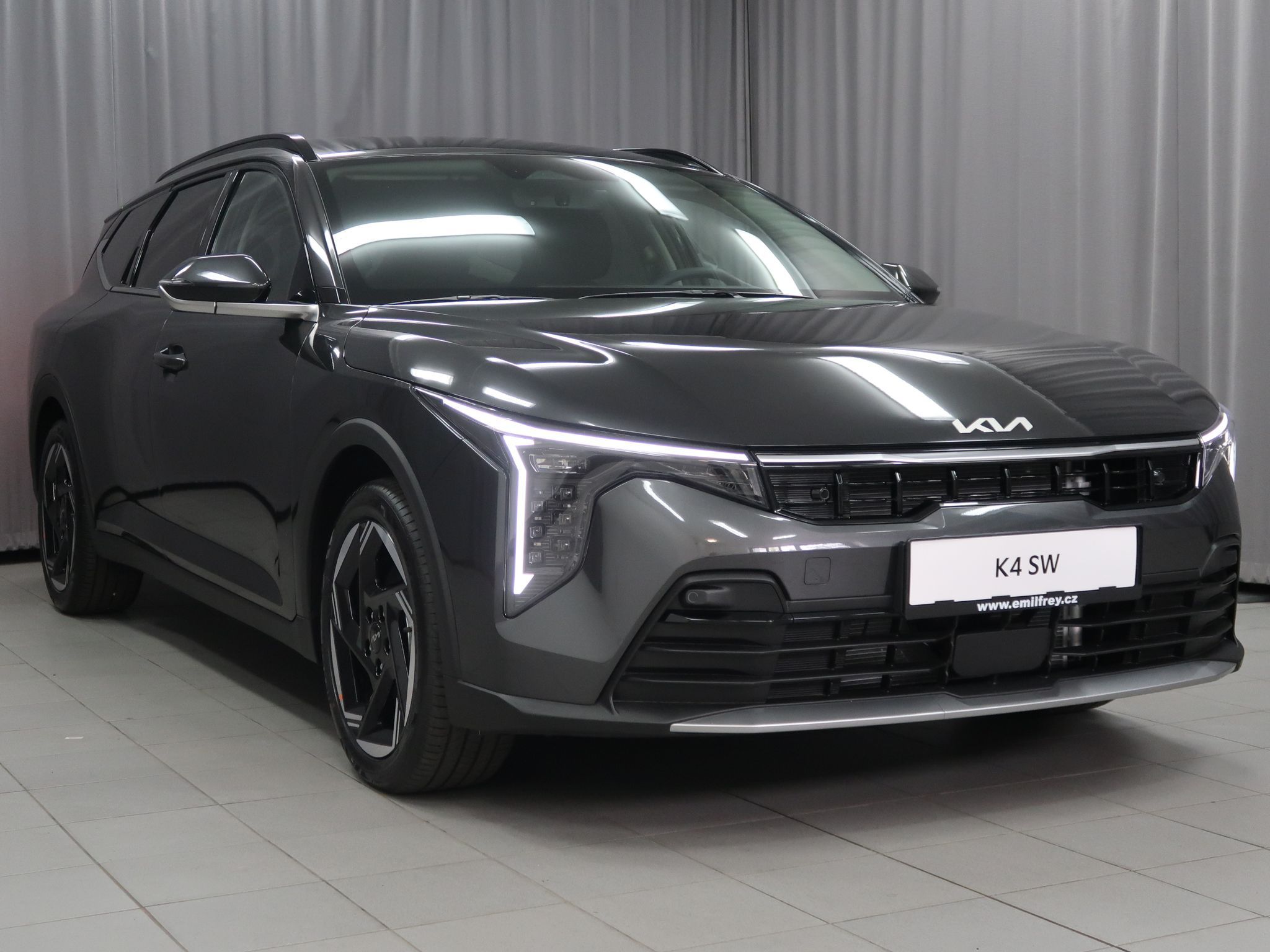 Kia K4, TOP - K odberu IHNED - fotka 3