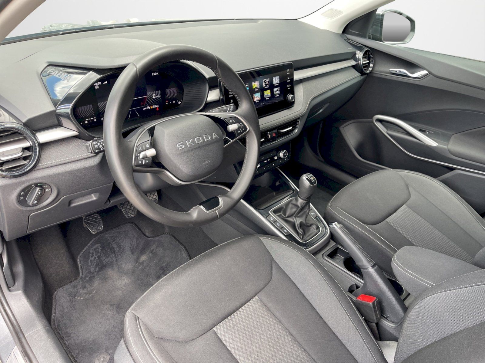 Škoda Fabia, 1.0 TSI 70kW Top Selection - fotka 5