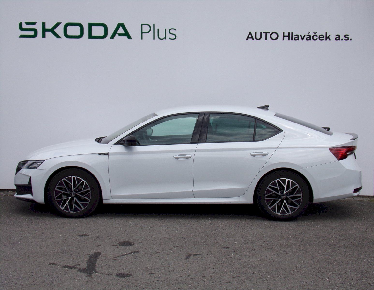 Škoda Octavia, Sport Line 2.0TDI/110kW A7F - fotka 3
