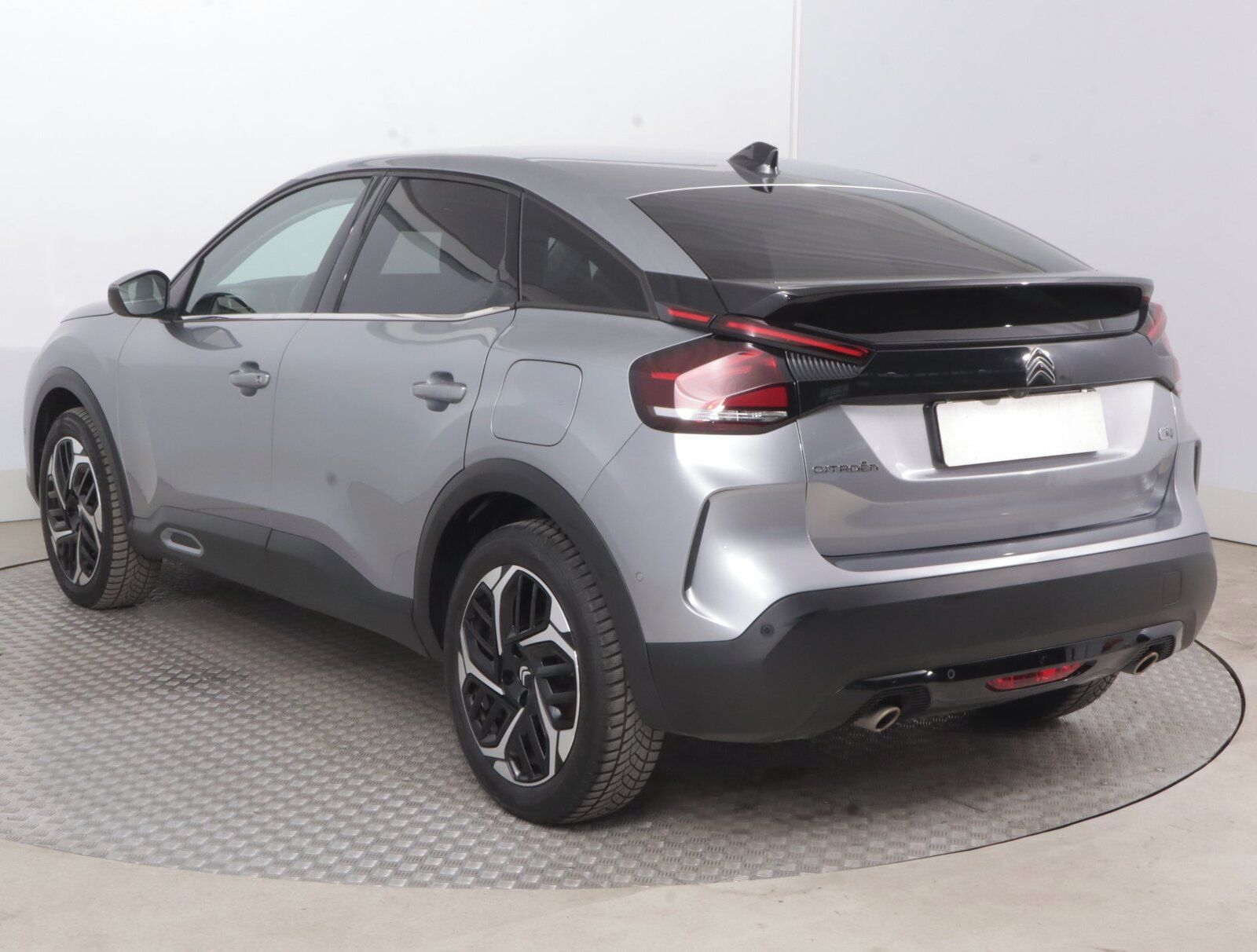 Citroën C4, 1.2 PureTech, Automat, ČR - fotka 4