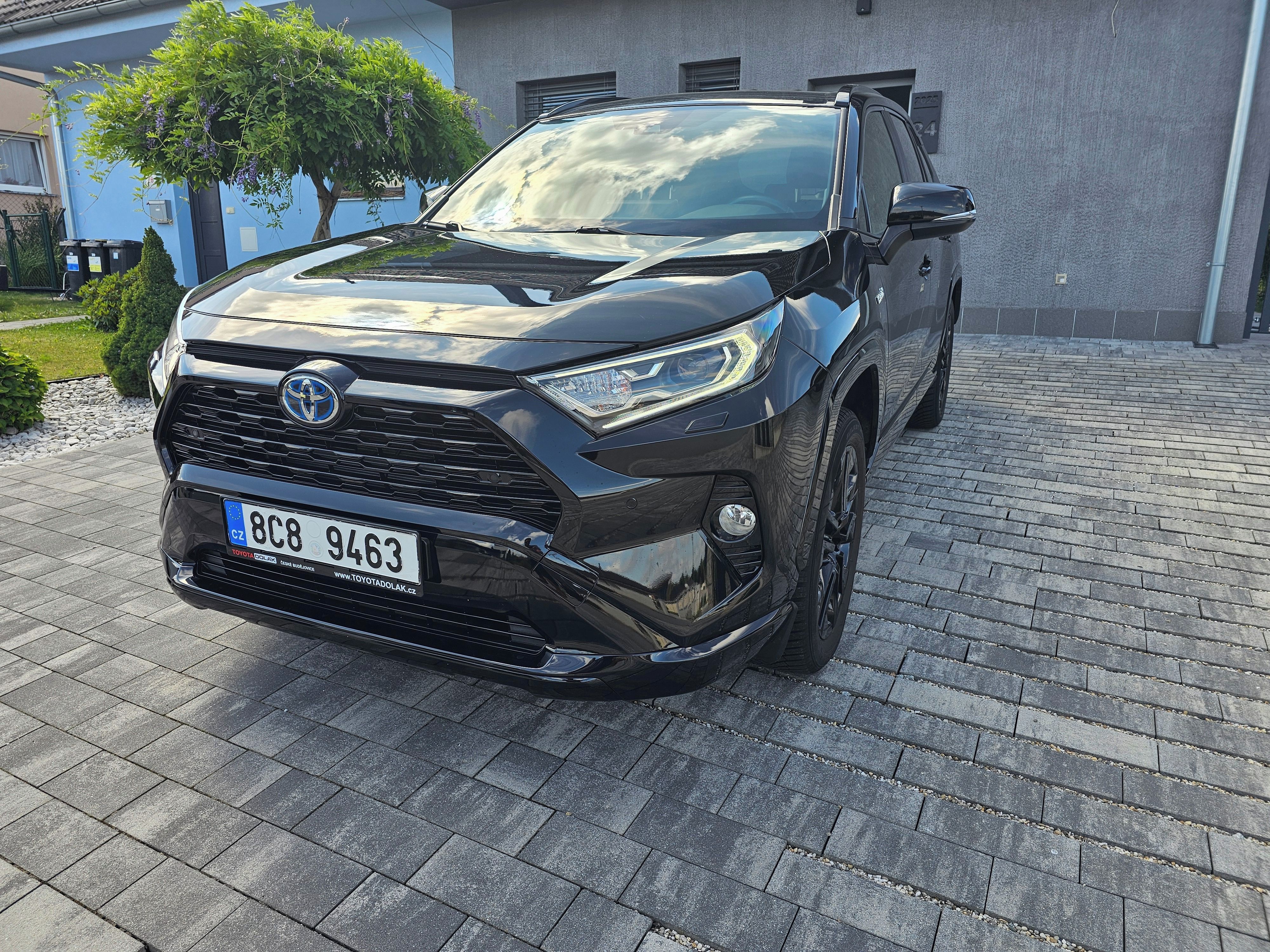 Toyota Rav4, Toyota Rav4 Black Editon 4x4 - fotka 2