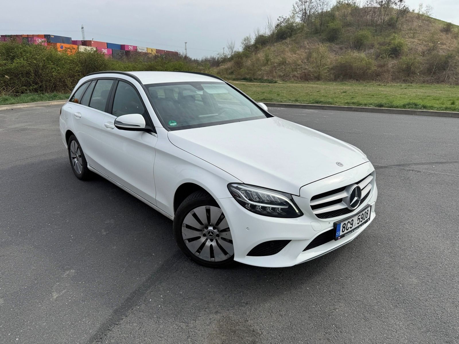 Mercedes-Benz Třídy C, Mercedes-Benz třídy C 220d - fotka 3