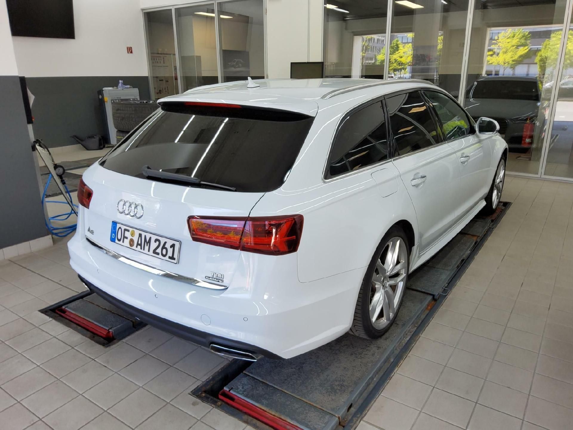 Audi A6 Avant, 3.0 TDI S-LINE VZDUCH - fotka 2