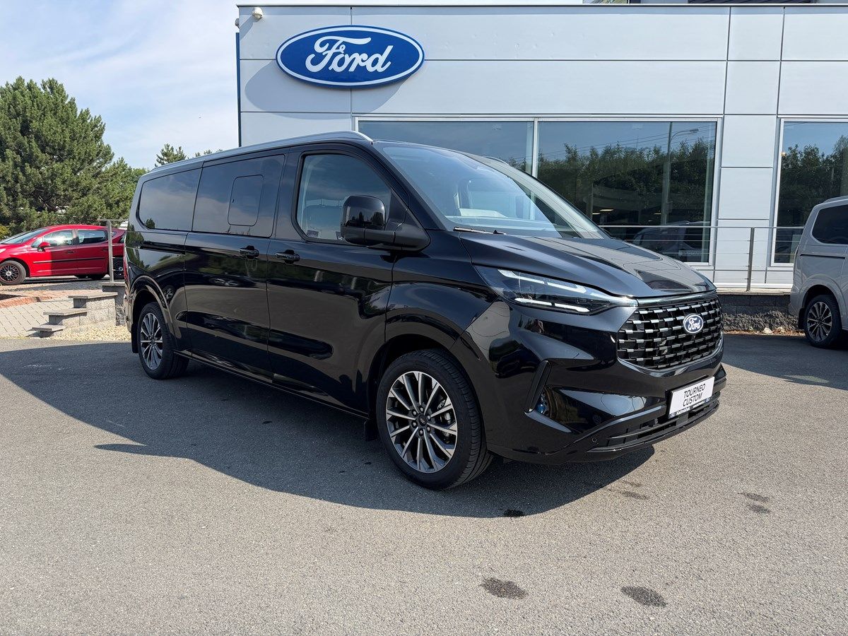 Ford Tourneo Custom, Ford Tourneo Custom Titanium X