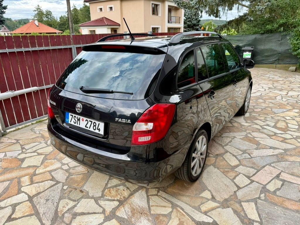 Škoda Fabia, 1.2 TSI 63 KW STYLE RS PAKET - fotka 4